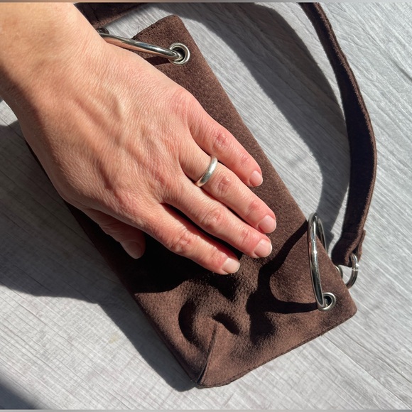 Wilson’s Leather mini bag. - Picture 12 of 16